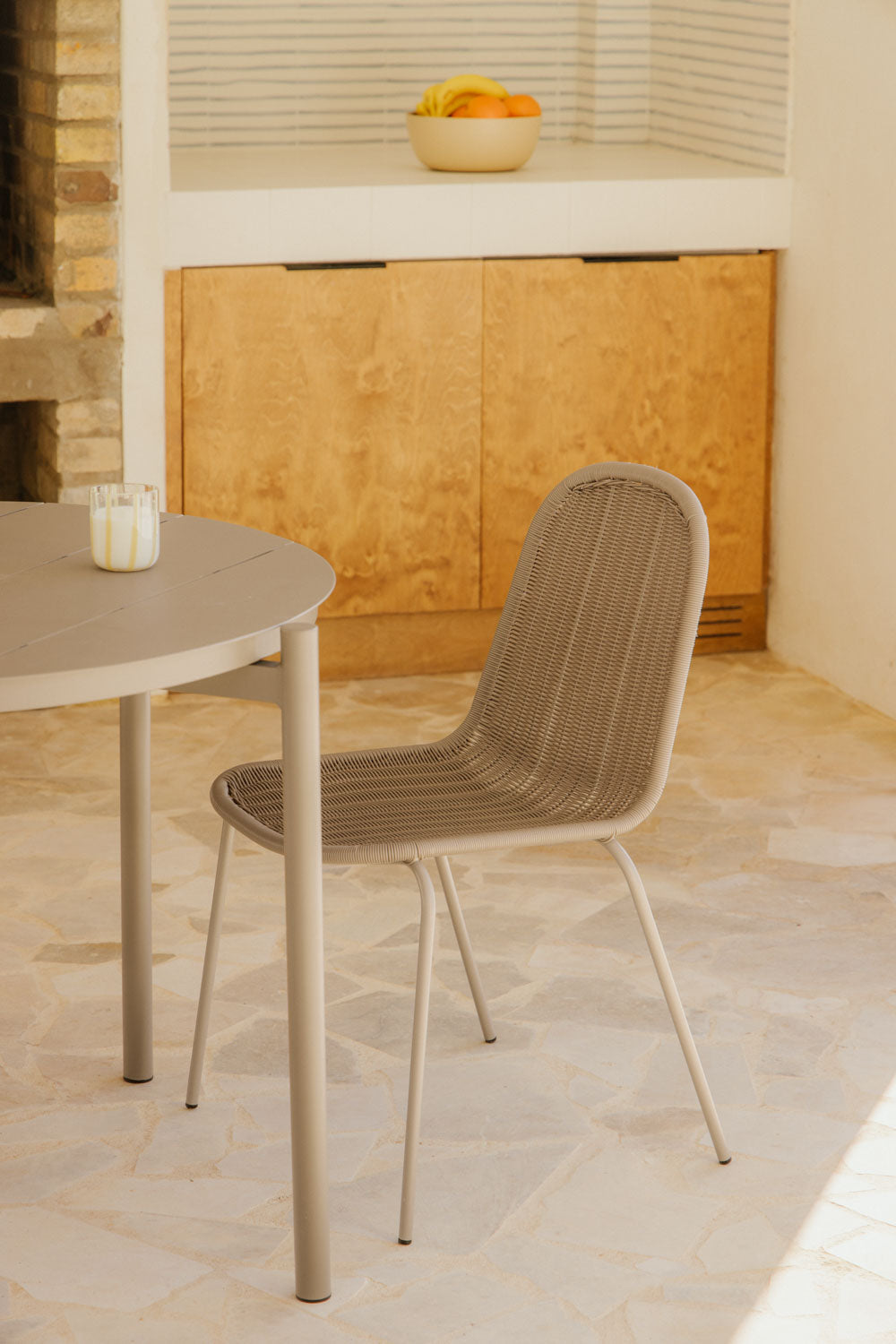 Chaise de salle à manger monobloc en rotin synthétique